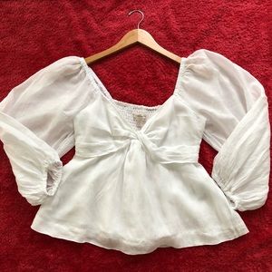 Banana republic long puff sleeve white size M